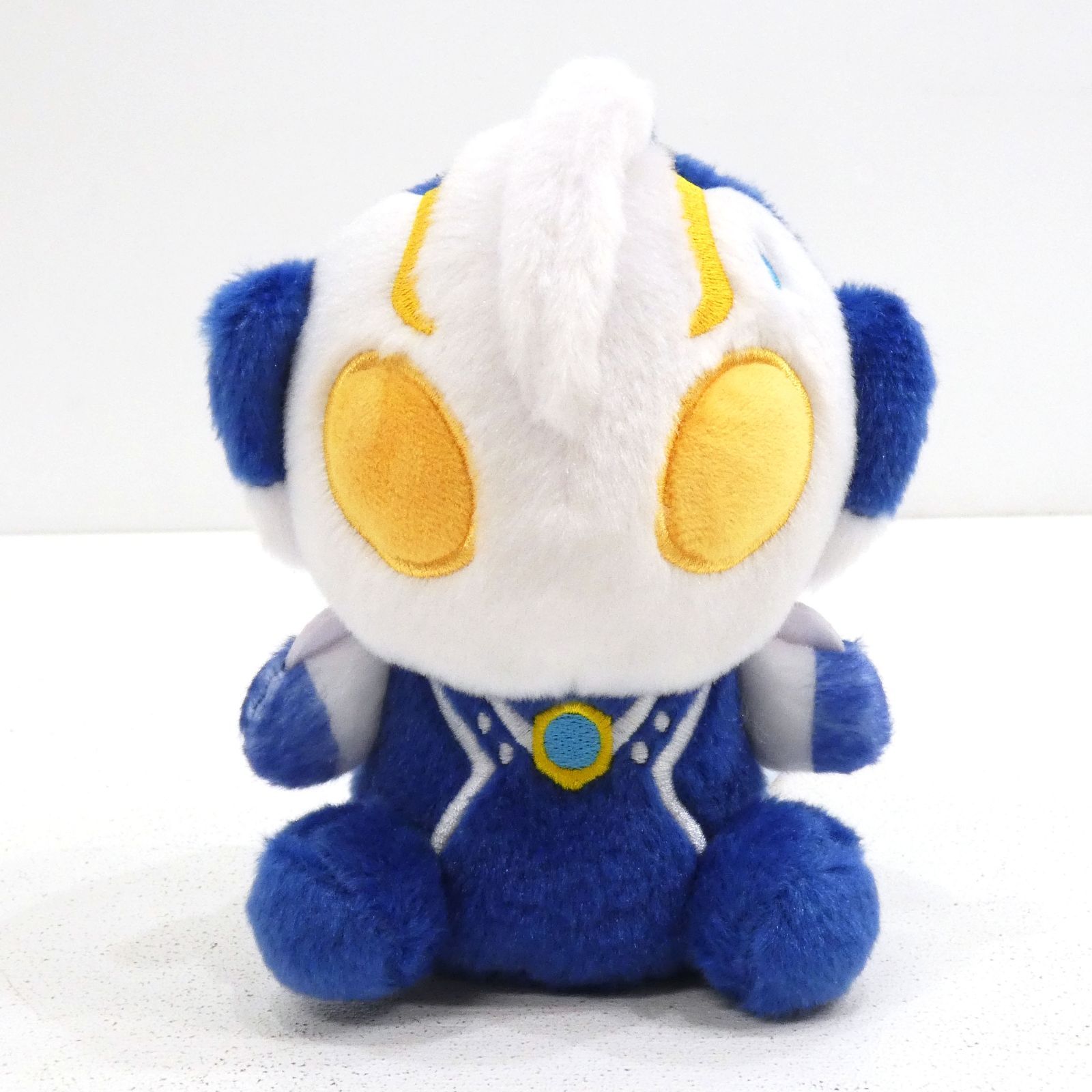 小牧店】タグ付き ふわふわお座りぬいぐるみ ウルトラマンメビウス