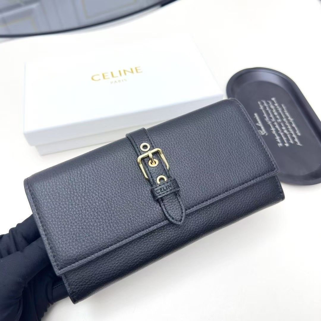 新品未使用 CELINE 財布[本日特価|新品未使用品]-MM輸入 - メルカリ