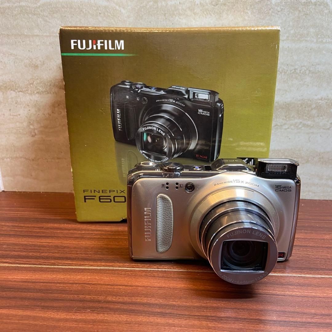 FUJIFILM FinePix F600 EXR デジカメ 4638 - メルカリ