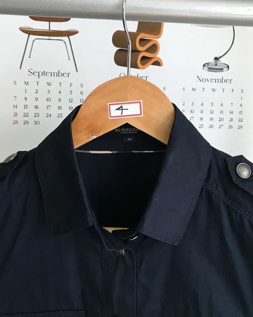 BURBERRY バーバリー シルバー ロゴ ブラウス シャツ