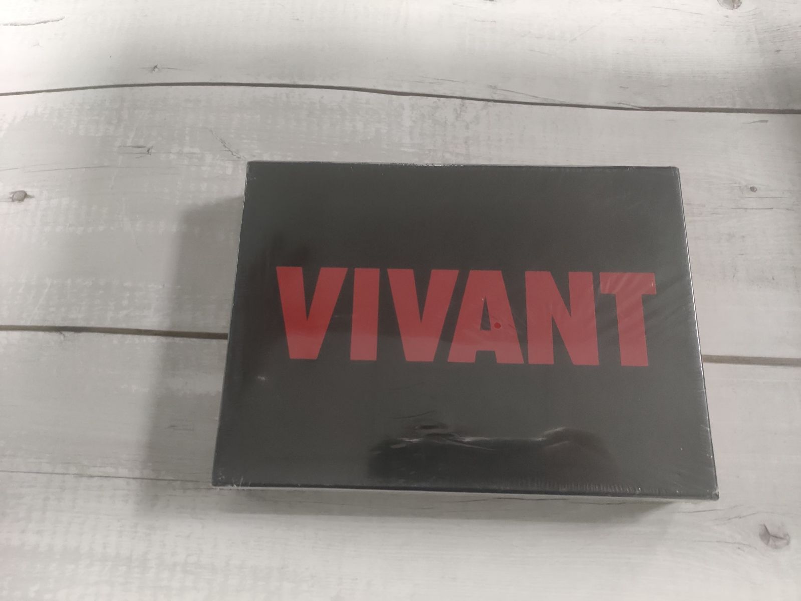 Amazon.co.jp: VIVANT DVD-BOX [DVD] : 堺雅人, 阿部寛, 二階堂