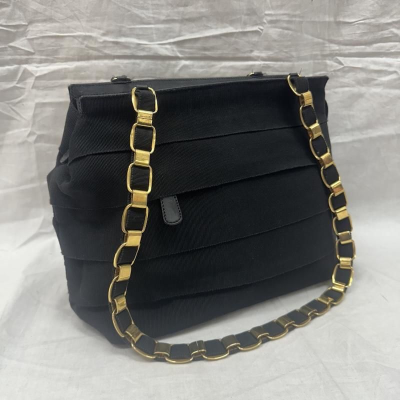 フェラガモ チェーンバッグ Salvatore Ferragamo サルヴァトーレ