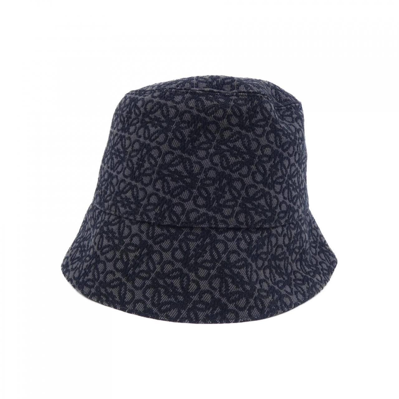 ロエベ LOEWE