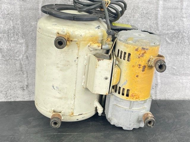 エアコンプレッサ 【中古】動作保証 MAKITA マキタ AC6511 エアー 