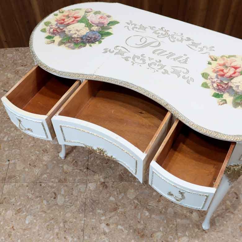 ホワイト ヴィンテージ家具