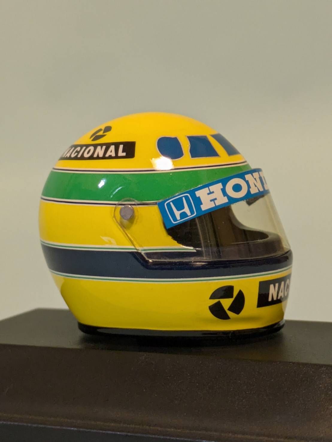 1/8 ミニチャンプス アイルトンセナ ヘルメット 7個セット ミニチャンプス 1/8アイルトンセナ ヘルメットコレクション1984