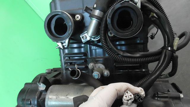 GSX250R LC6DN11AZ01111xxx の エンジン :#1736304298 【公式 