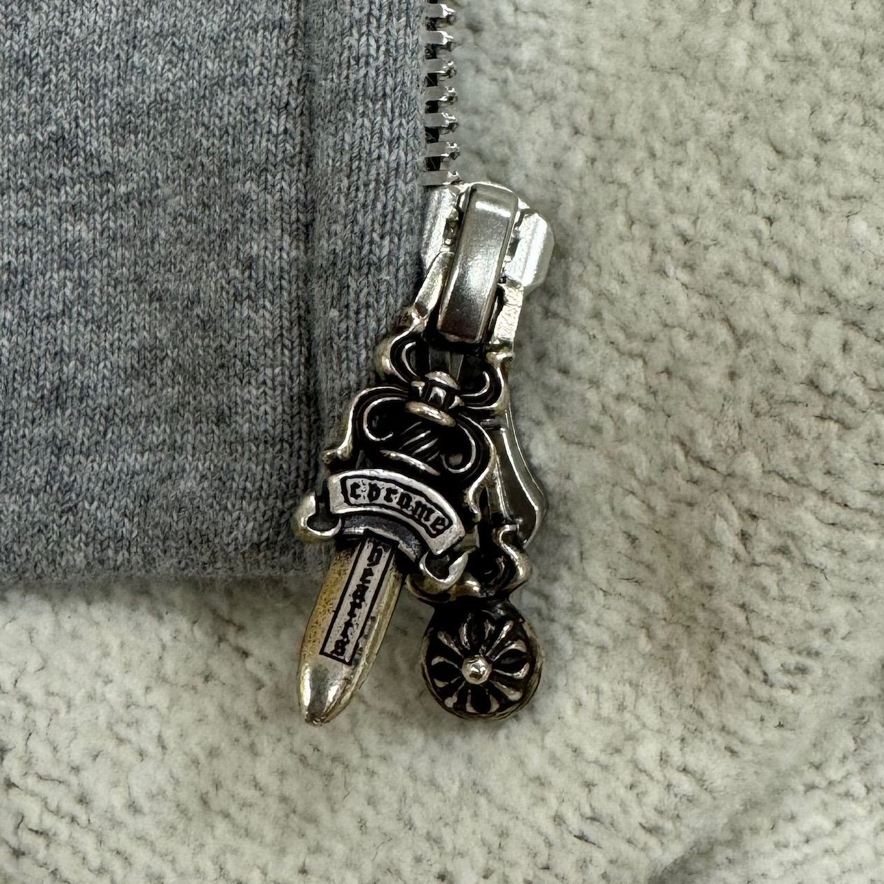 国内正規 美品 CHROME HEARTS Y NOT ワイノット クロスパッチジップ 