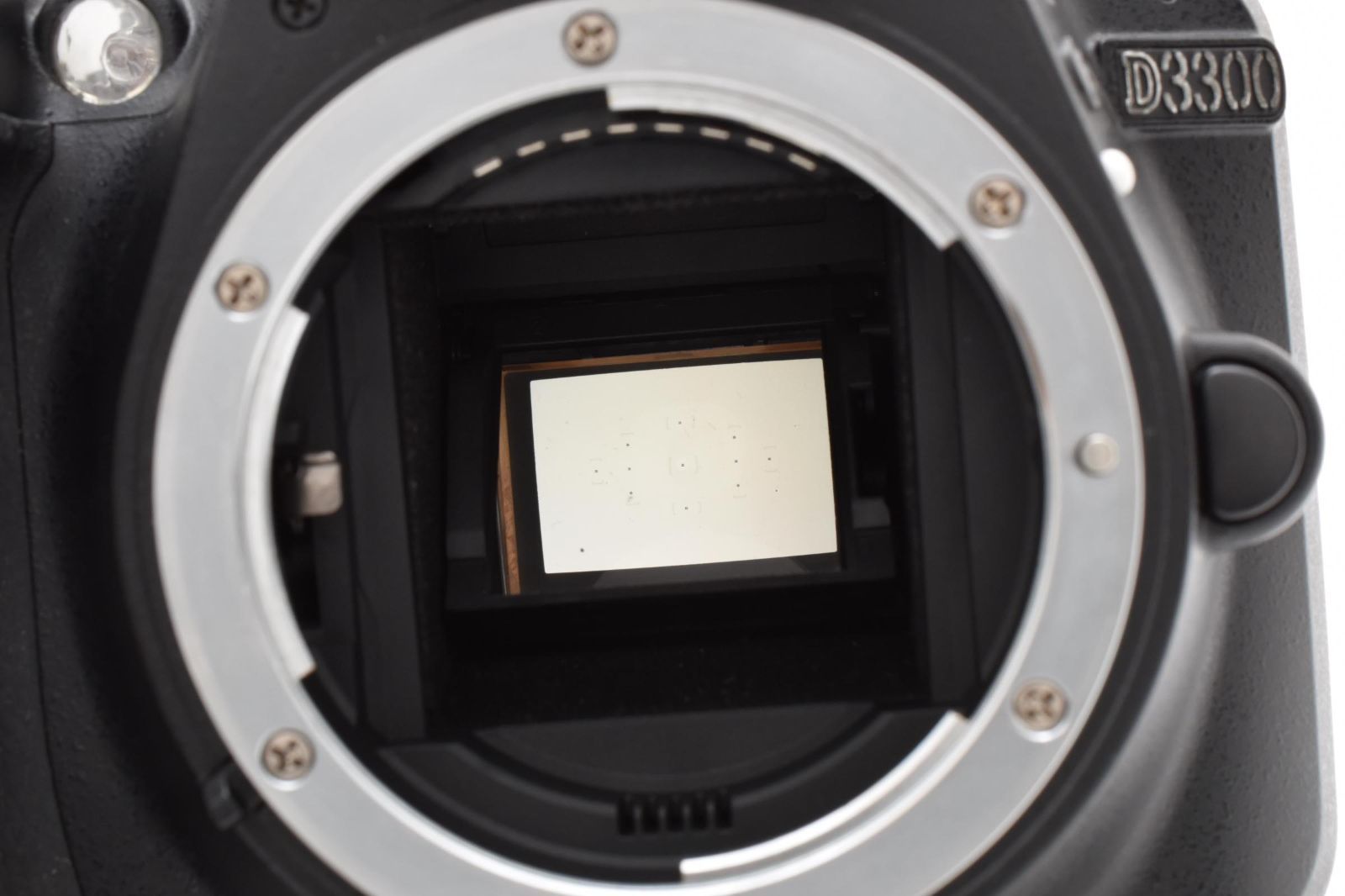 春夏秋冬様　Nikon D3300　ジャンク品 ☆極上品☆ 【ショット数 11,775回】 ニコン NIKON D3300 ボディ