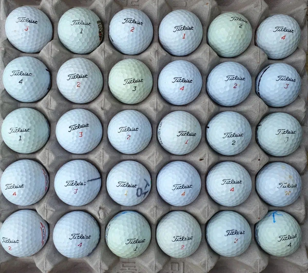 Titleist(タイトリスト) ゴルフボール 30 スポーン