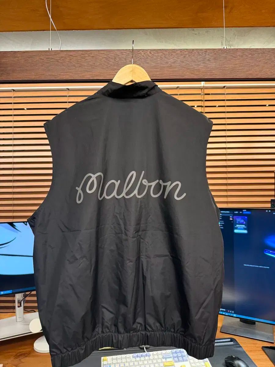 MALBON GOLF マルボンゴルフ ゴルフ ブラック ウィンドブレーカー ベスト XL