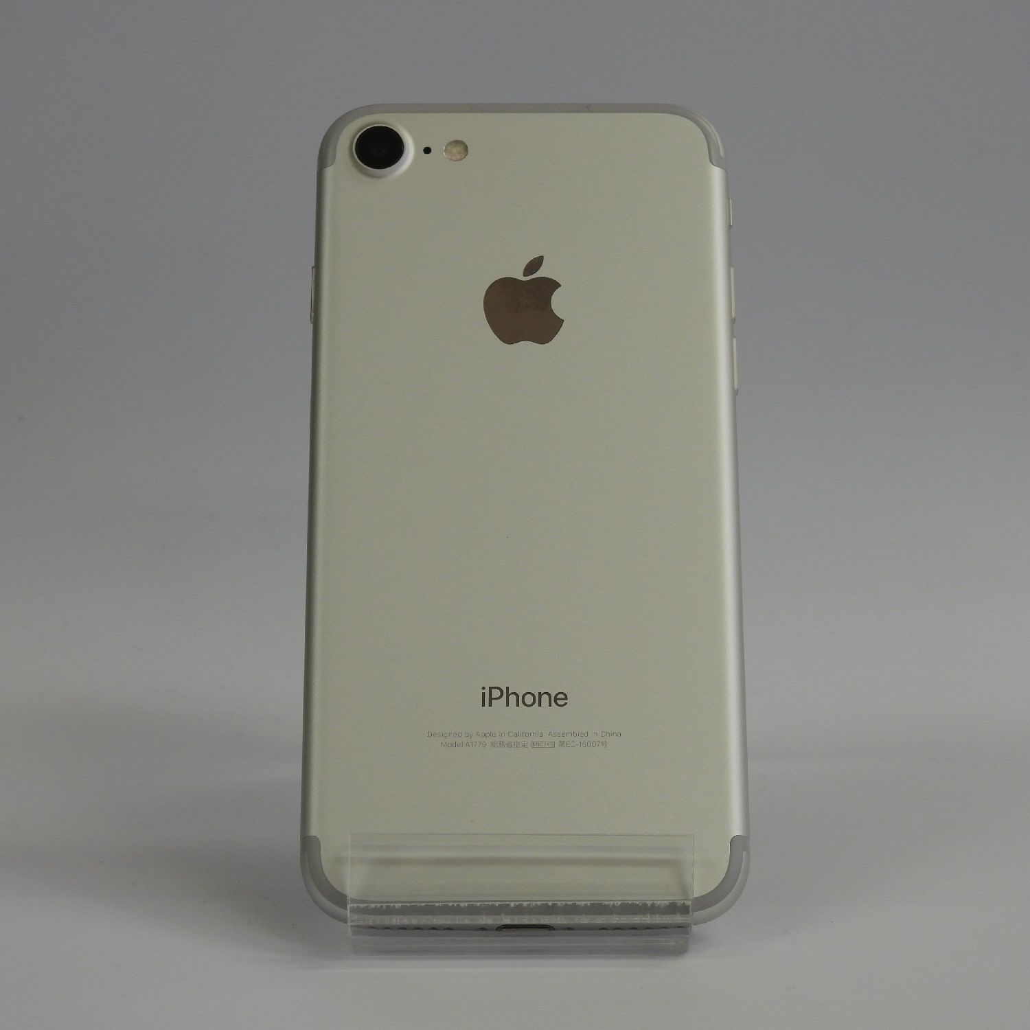 SIMフリー iPhone7 128GB シルバー《No.1684》 - メルカリ