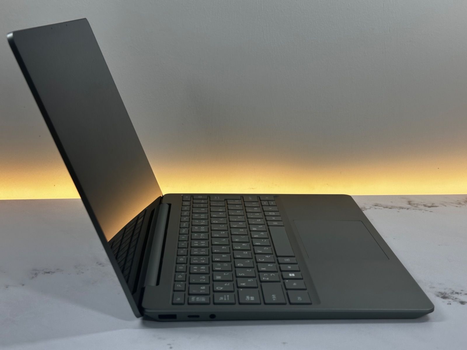 準未使用 Surface Laptop Go2 セージ i5 8 SSD 128 - Windowsノート本体