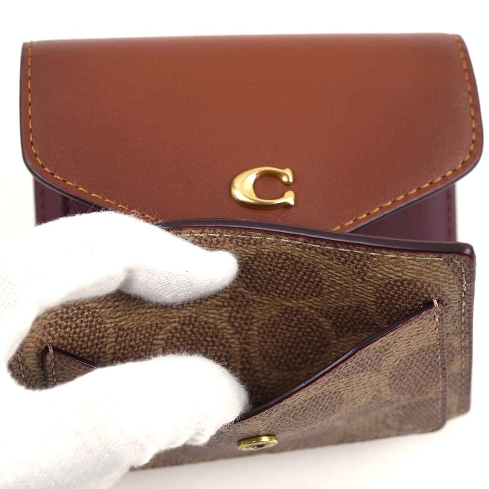 コーチ ミニ財布 三つ折り財布 シグネチャー BROWN C2329 B4NQ4 楽天市場】コーチ COACH ウィン カラーブロック シグネチャー