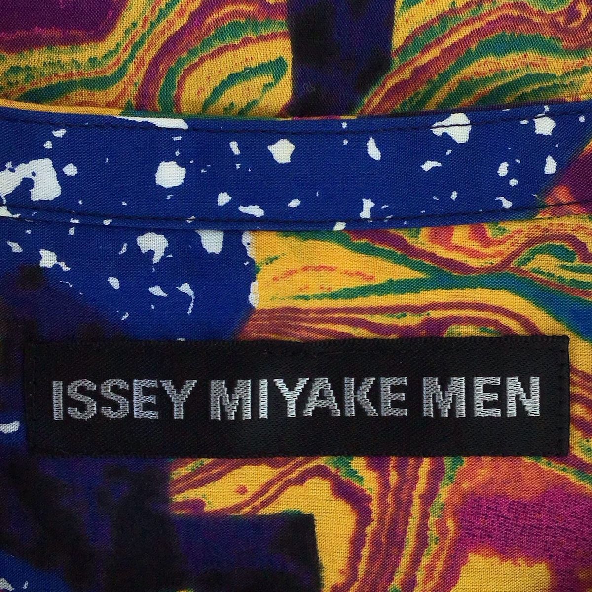 サイズ3 ISSEY MIYAKE 長袖 Tシャツ　イッセイミヤケ ISSEYMIYAKE(イッセイミヤケ) 長袖シャツ サイズ3 L メンズ