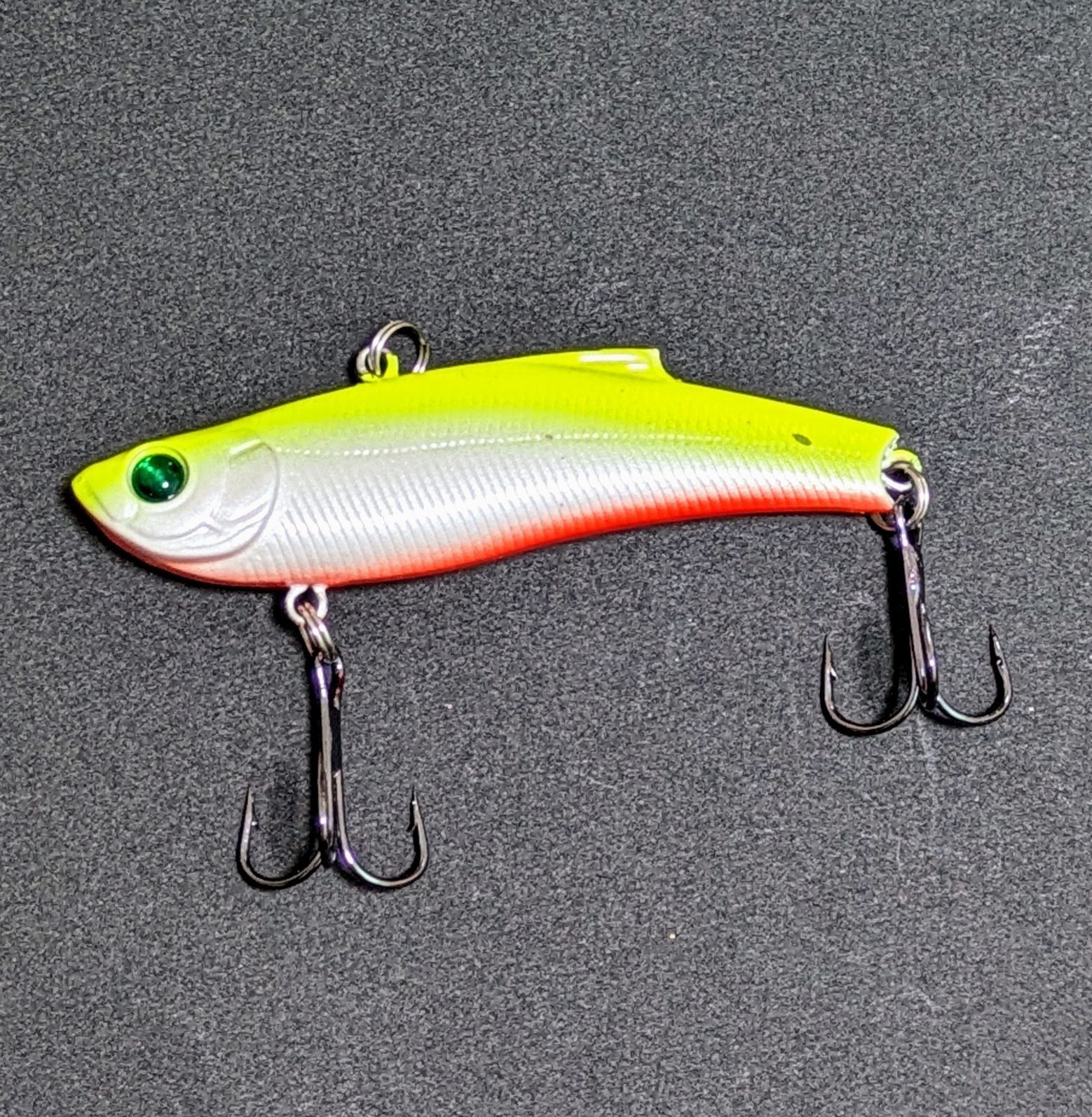 バイブレーションルアー 7色セット - メルカリ