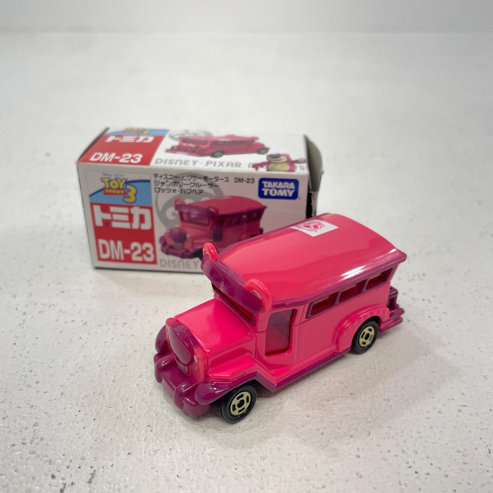 トミカ　D-23 ディズニー　ジャンボリークルーザー　ロッツォ　ハグベア　ピンク トミカ D-23 ディズニー ジャンボリークルーザー ロッツォ