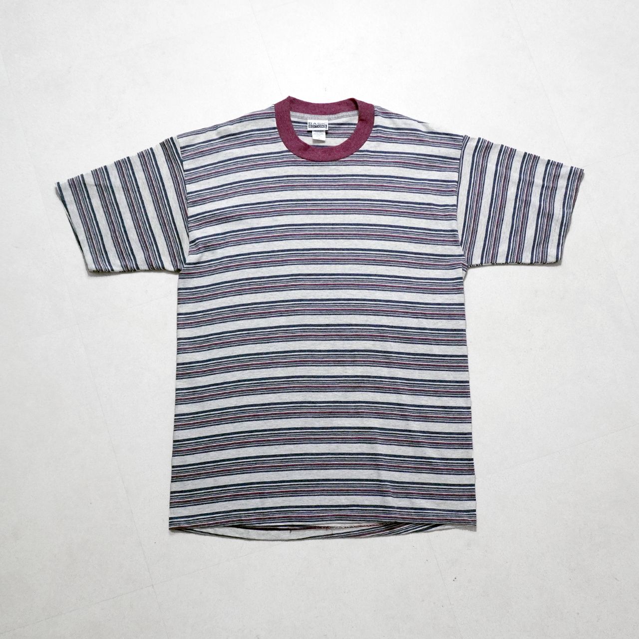 BASIC EDITIONS ネックリンガー マルチボーダーパターン S|S Tee L グレー ダークレッド ネイビー