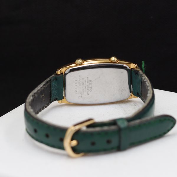 【美品　稼働品】SEIKO ノイエ クォーツ 腕時計 1E20-3A00 セイコー 1E20-3A00 ノイエ QZ ホワイト文字盤 レディース腕時計