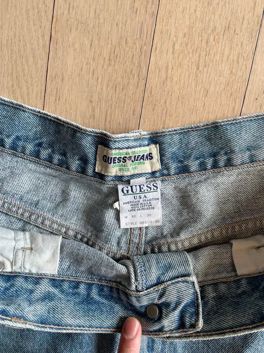 90 s GUESS デニムダメージフリンジショーツ