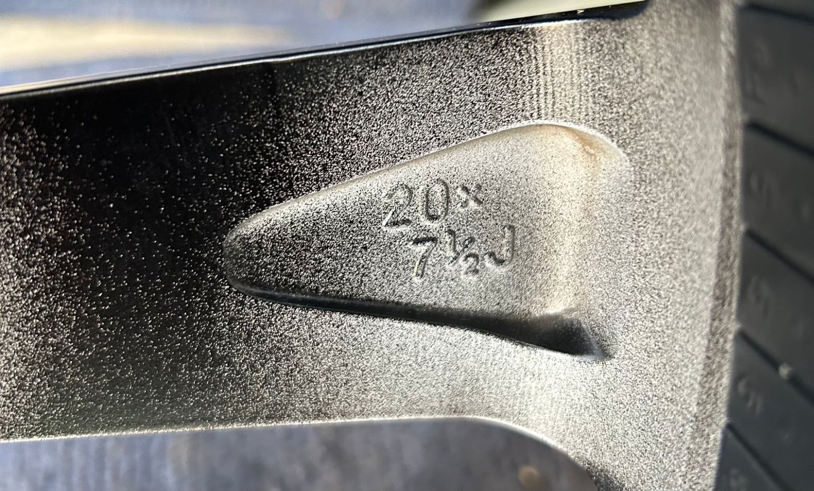 LEXUS NX Fスポーツ 純正 20インチ ホイール1本 7.5J 35 PCD114.3 ハブ径約60 No.716 TRITUETUBI_COM