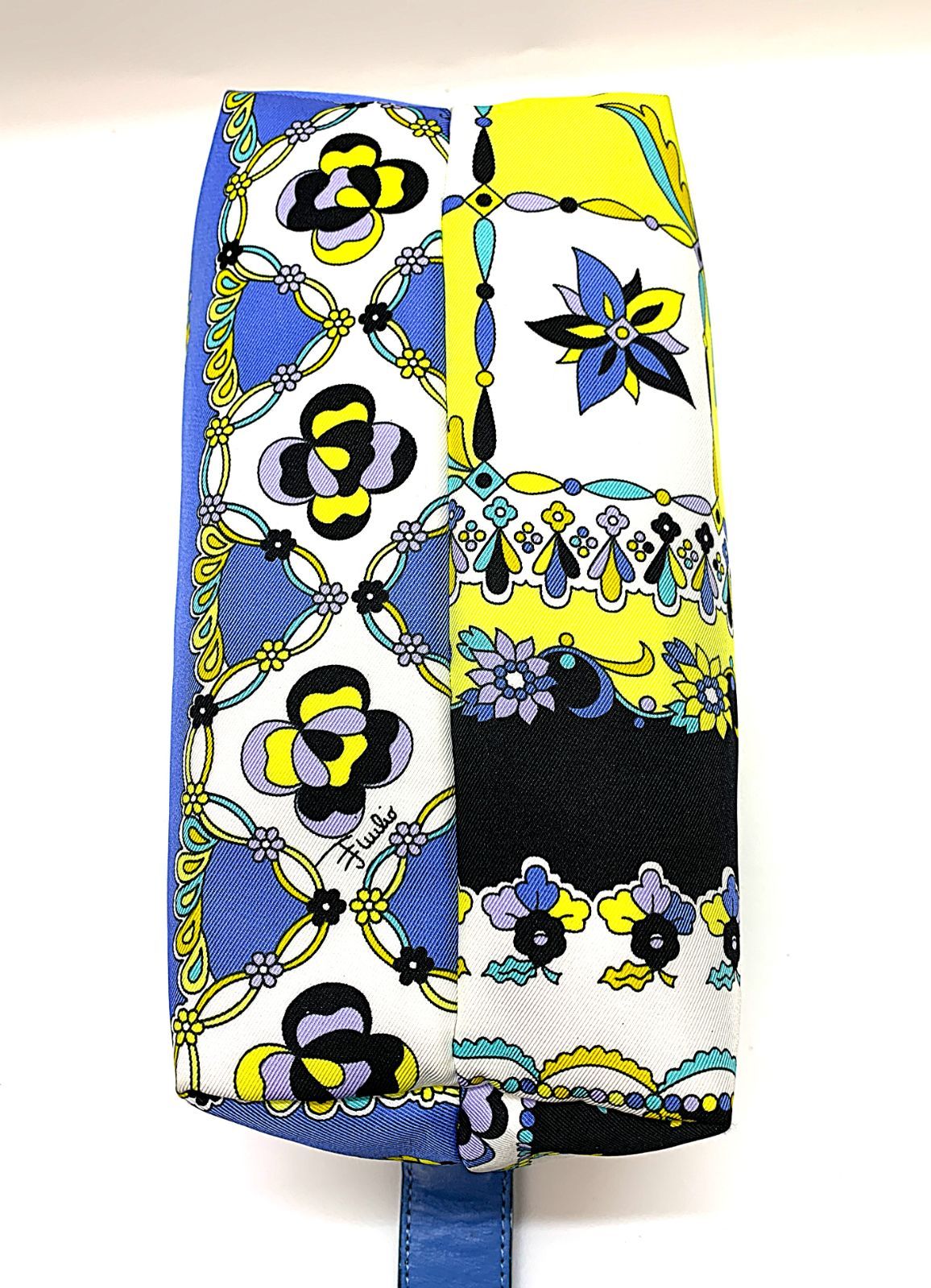 美品 EMILIO PUCCI エミリオプッチ アクセサリーポーチ バニティ EMILIO PUCCI - エミリオプッチ バニティポーチの通販 by てけ's
