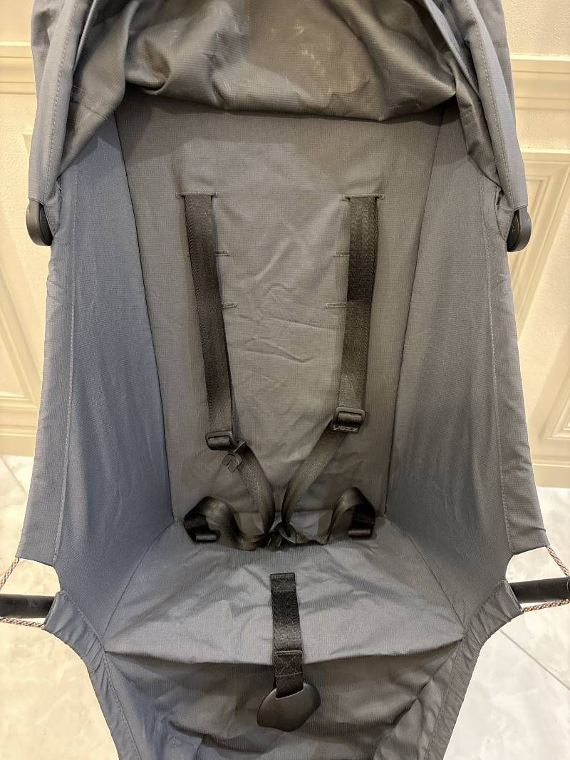 クイニージャズ ベビーカー