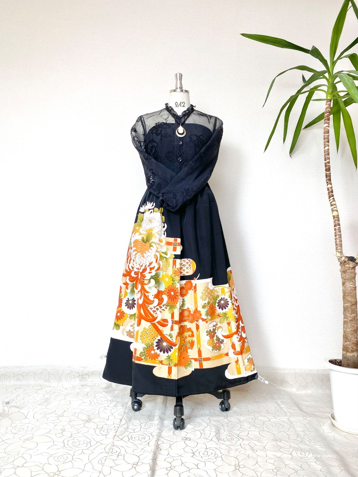 大人 セレブ着物スカートフリーサイズ1点物黒留袖着物リメイクウエストゴムロングスカートフリーサイズ