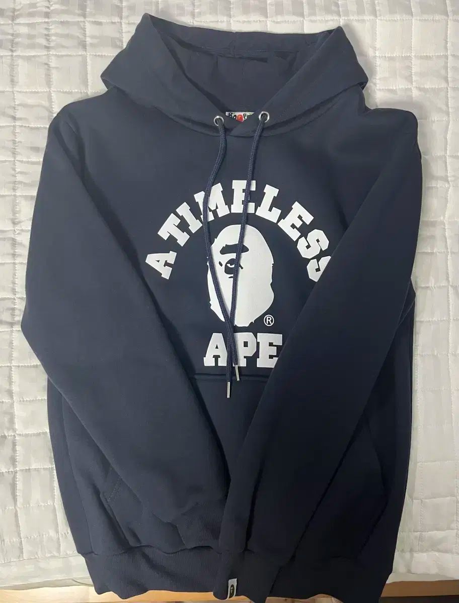 A BATHING APE アベイシングエイプ フード付きTシャツ ネイビー