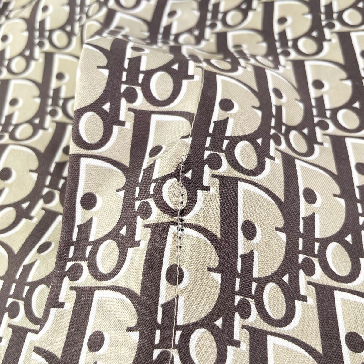 ディオール オブリーク