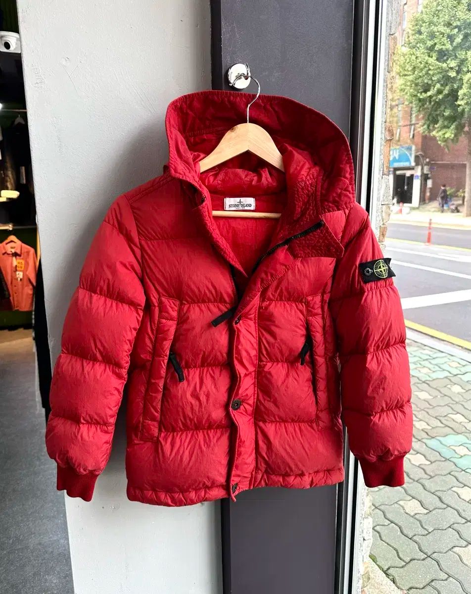 10Y STONE ISLAND ストーンアイランド キッズ ダウン フーディー ダウンジャケット