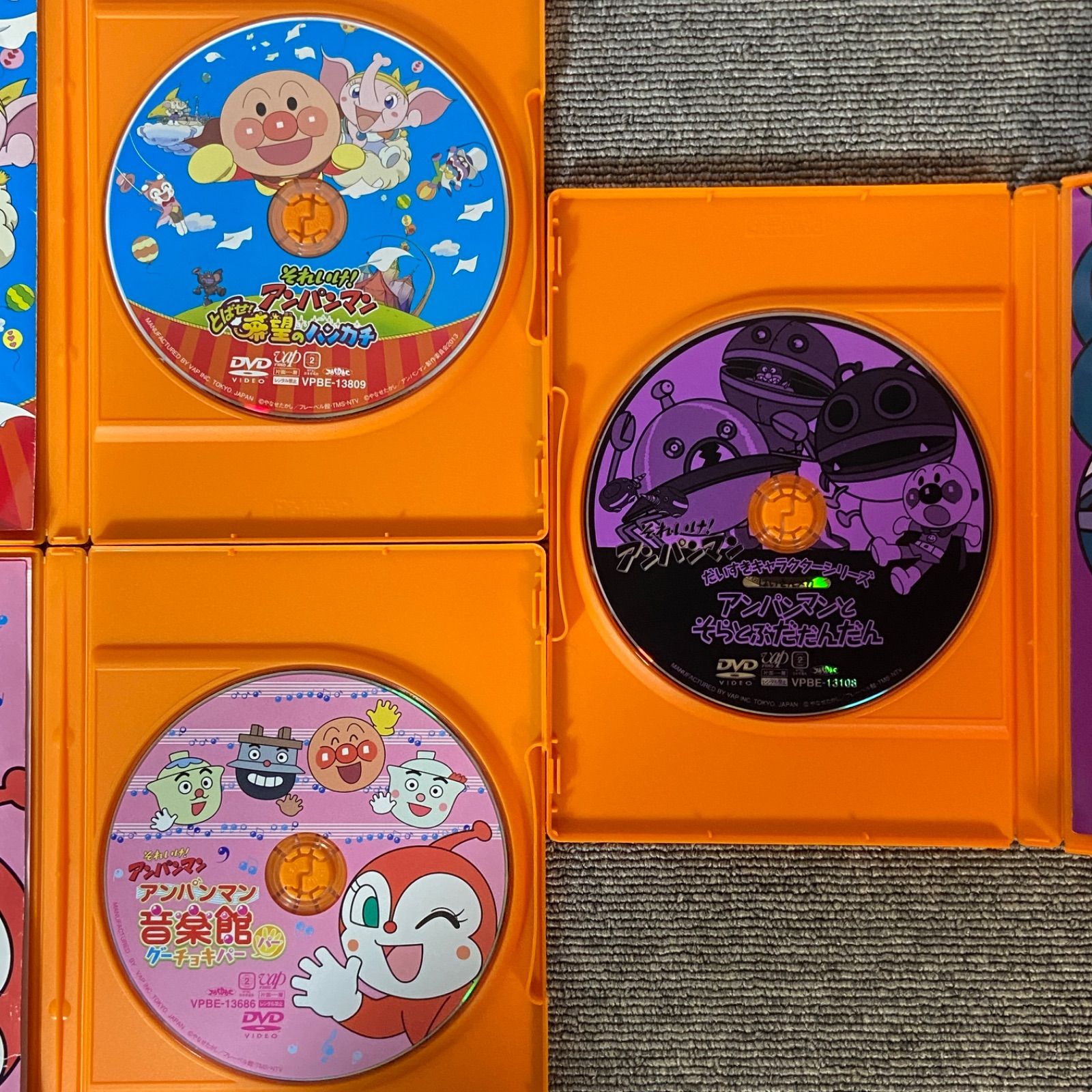それいけ！アンパンマン DVD3枚セット - メルカリ