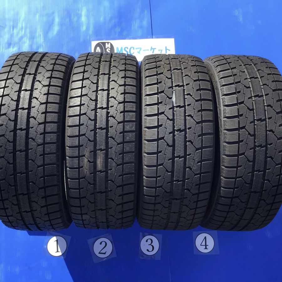 TOYO GIZ 18インチ スタッドレスタイヤ 225 45 R 18 4本