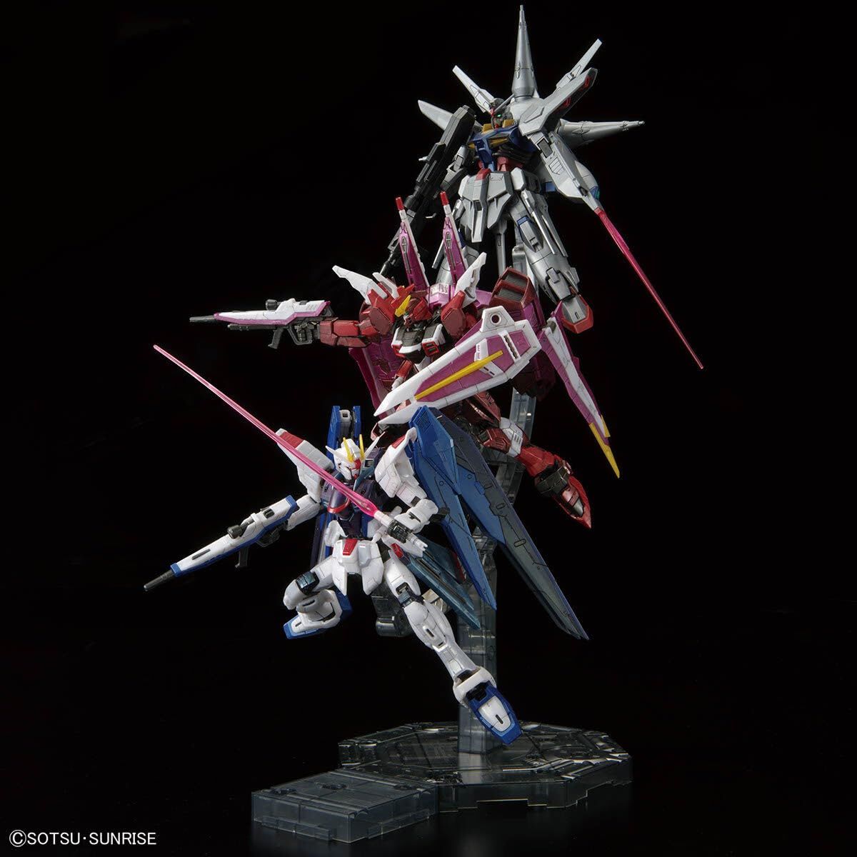 機動戦士ガンダムSEED 20周年記念MSセット[メタリック] 完成品 機動戦士ガンダムSEED』20周年記念MSセット［メタリック］ 【公式通販】