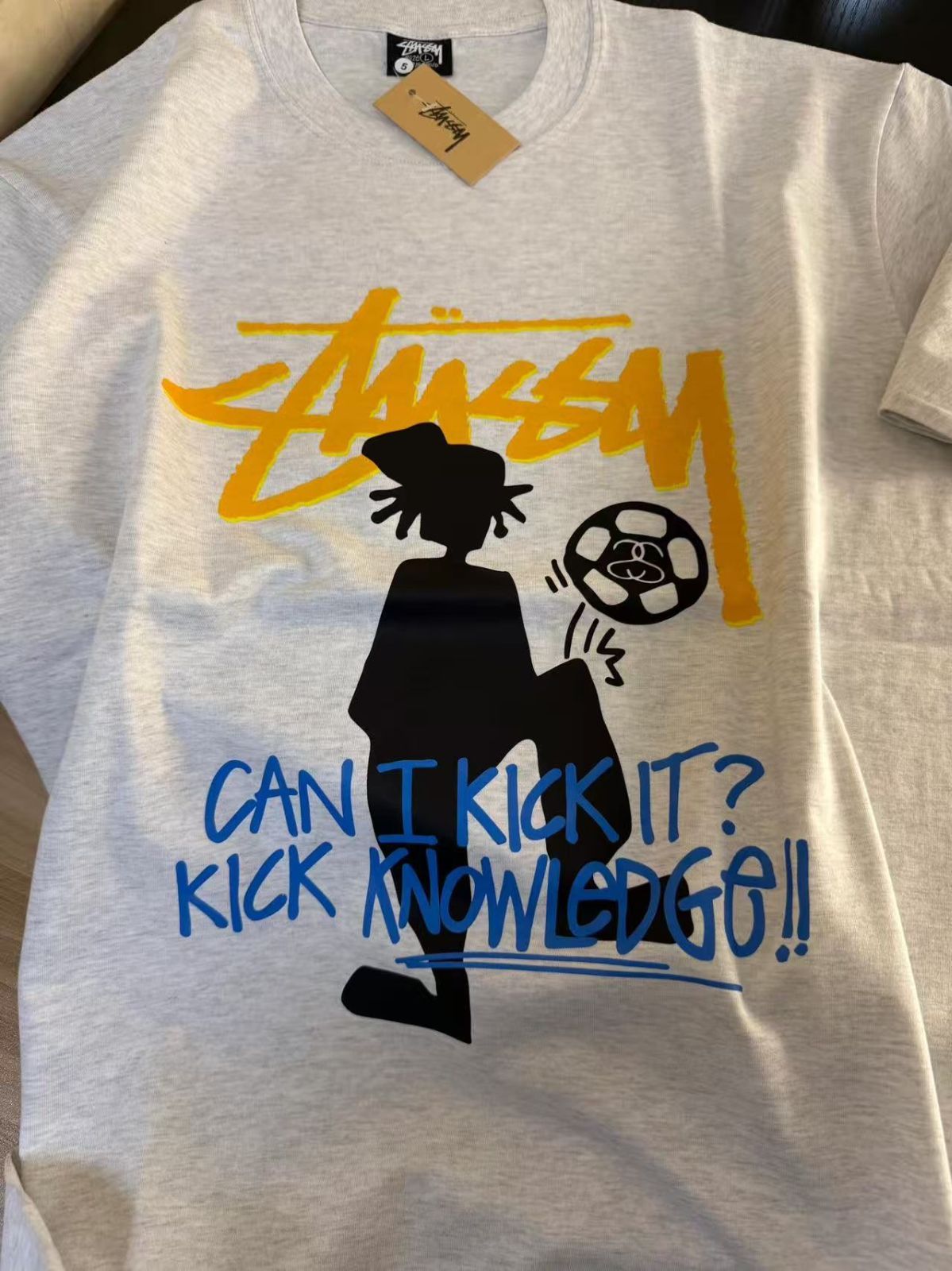 グレー Tシャツ