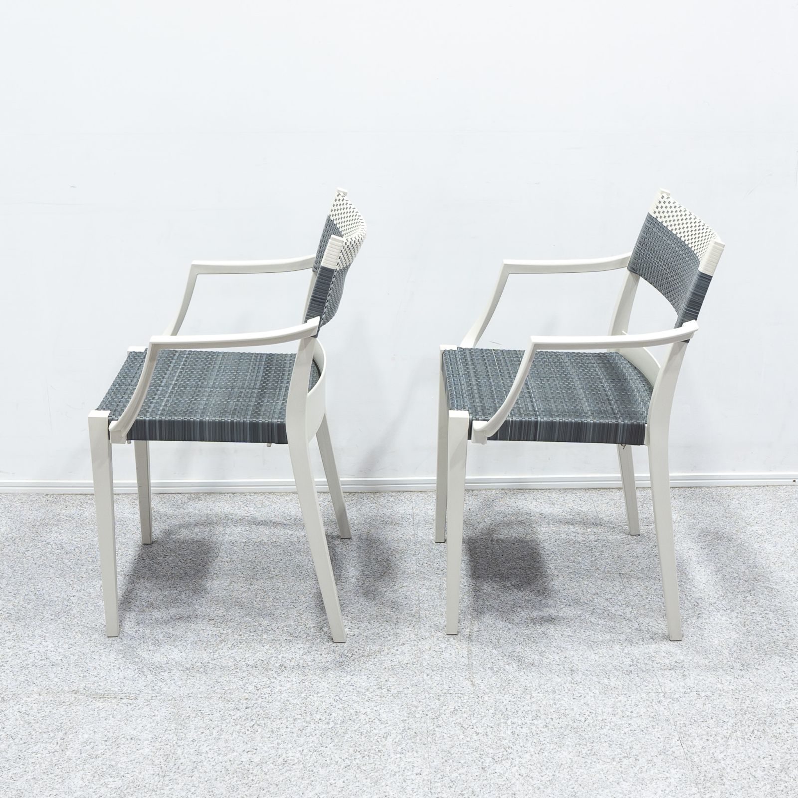 【展示品】DEDON デドン Injoy Round Dining Table インジョイラウンド ダイニングテーブル Play Armchair プレイアーム チェア 定価41万 展示品】DEDON デドン Injoy Round Dining Table インジョイ