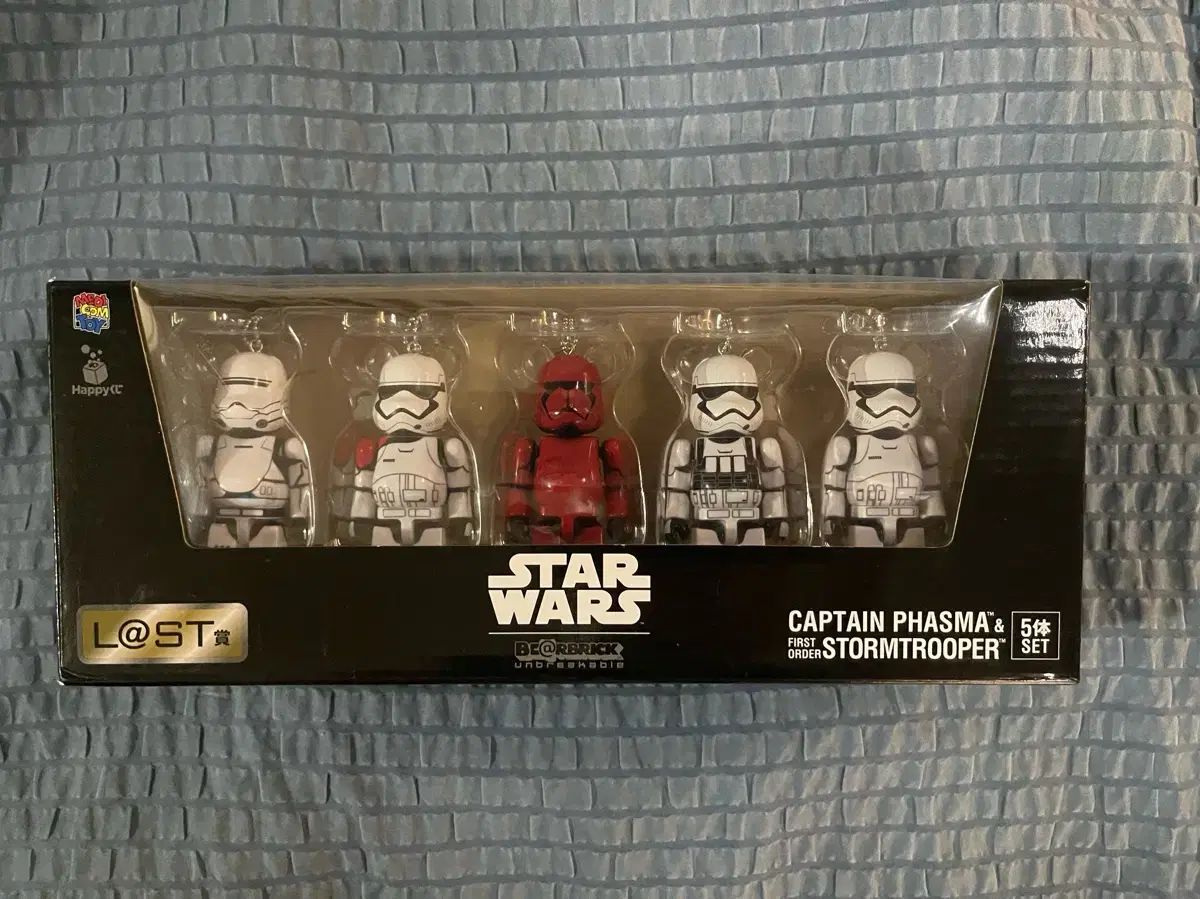 ☆ベアブリック&スターウォーズ6体コンプリートセット‼️