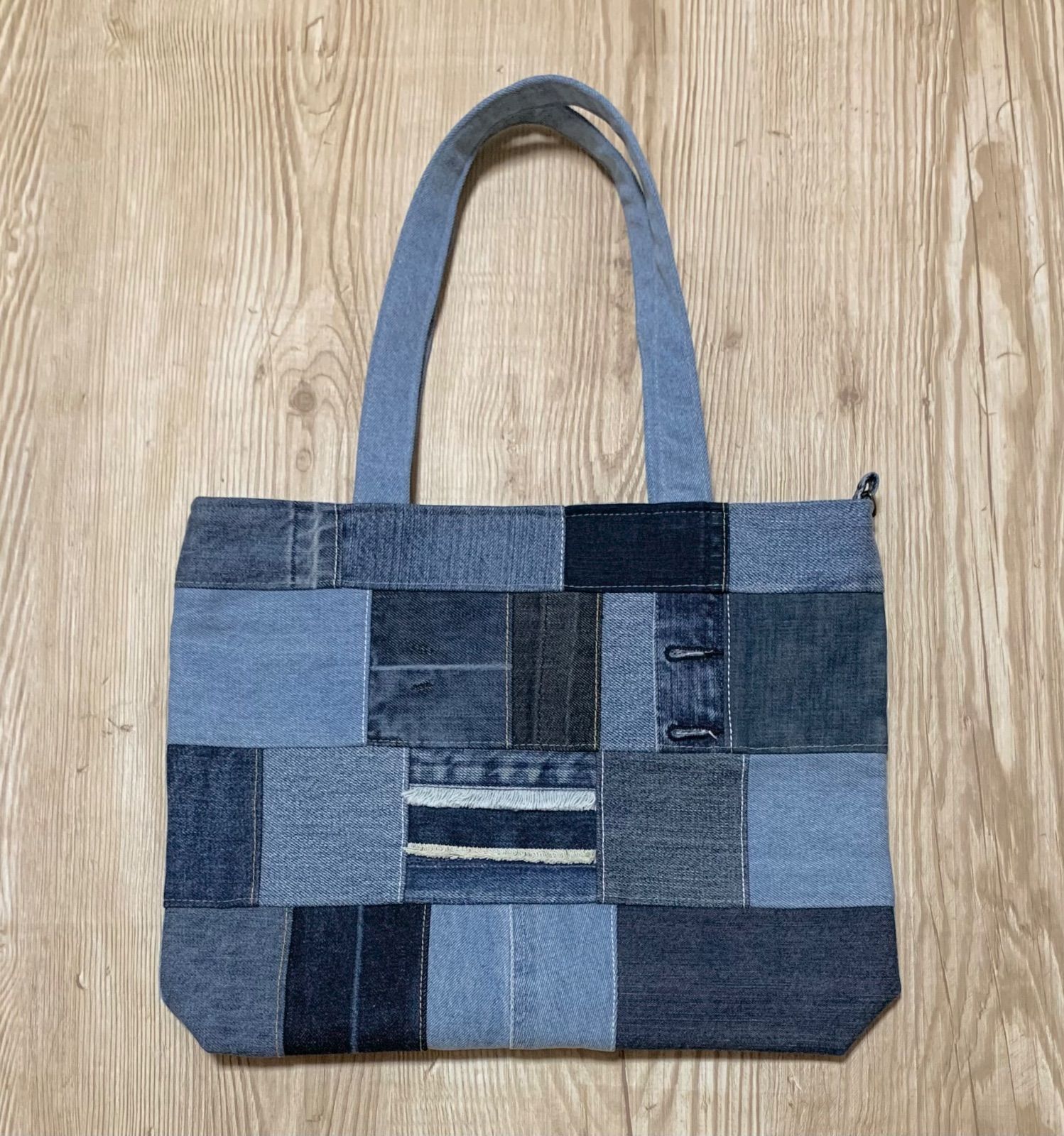 ハンドメイド】 デニム リメイク パッチワーク トートバッグ No.24