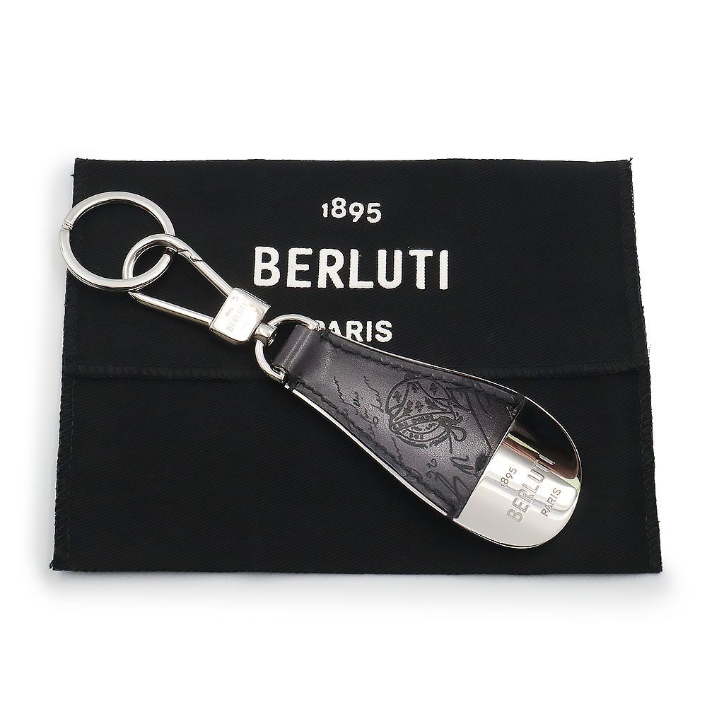 ベルルッティ カリグラフィ フルスクリット シューホーン 靴べら キーリング キーホルダー バッグチャーム ヴェネチアカーフレザー ライトアルミニオ グレー シルバー金具 KR057-V2 Berluti ♥ 展示品