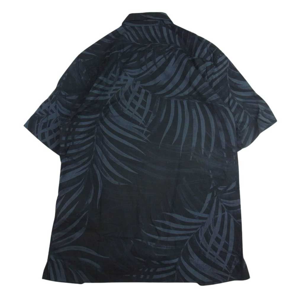 ナイキ　Nike ダイナモフリー　17.5cm 新品 ダ・ゴニアン フェイスクッション 販売 テヒョン(TAEHYUN