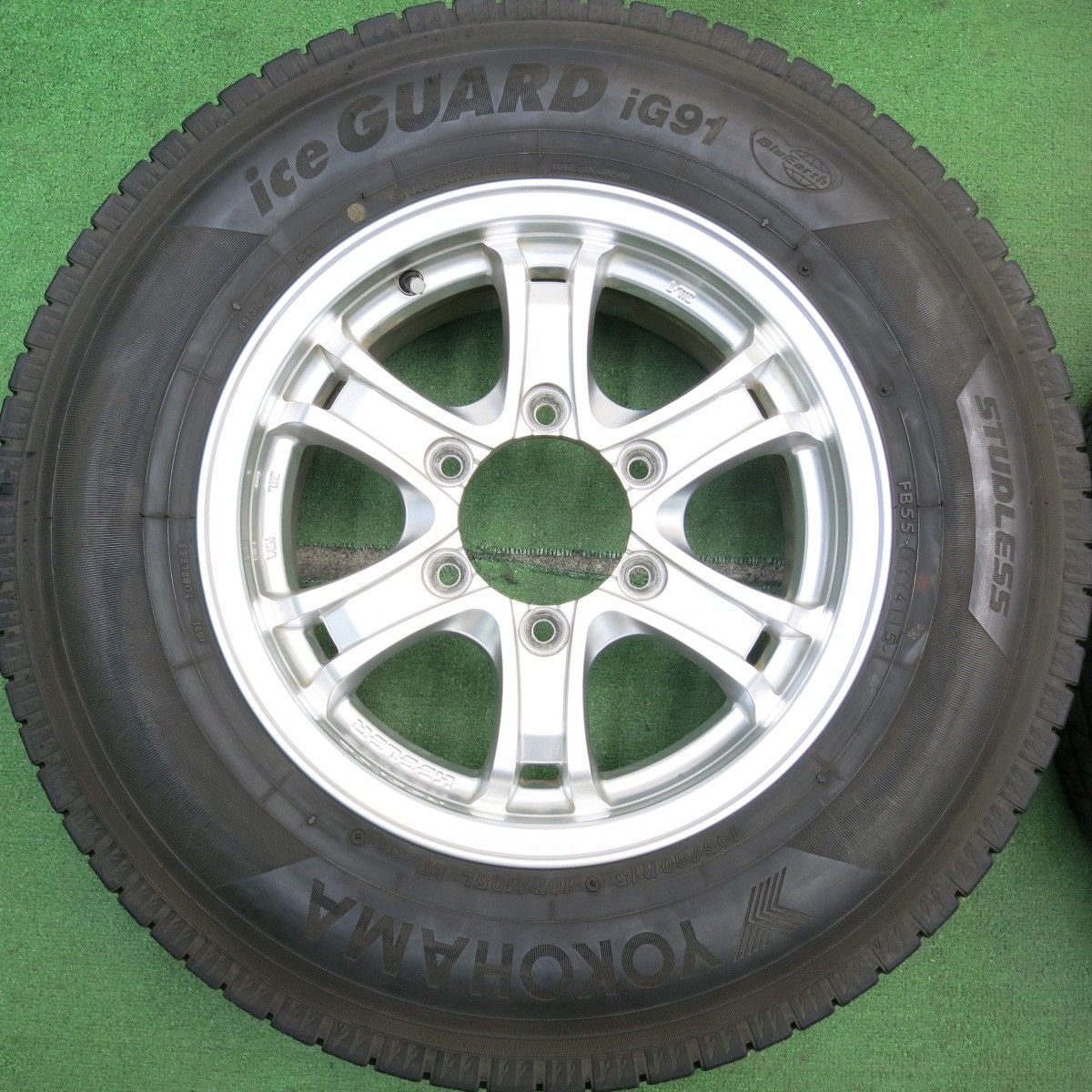 バリ溝 ヨコハマ アイスガード iG91 195/80R15 107/105L LT 日産 バリ溝 ヨコハマ アイスガード iG91 195/80R15 107/105L LT 日産