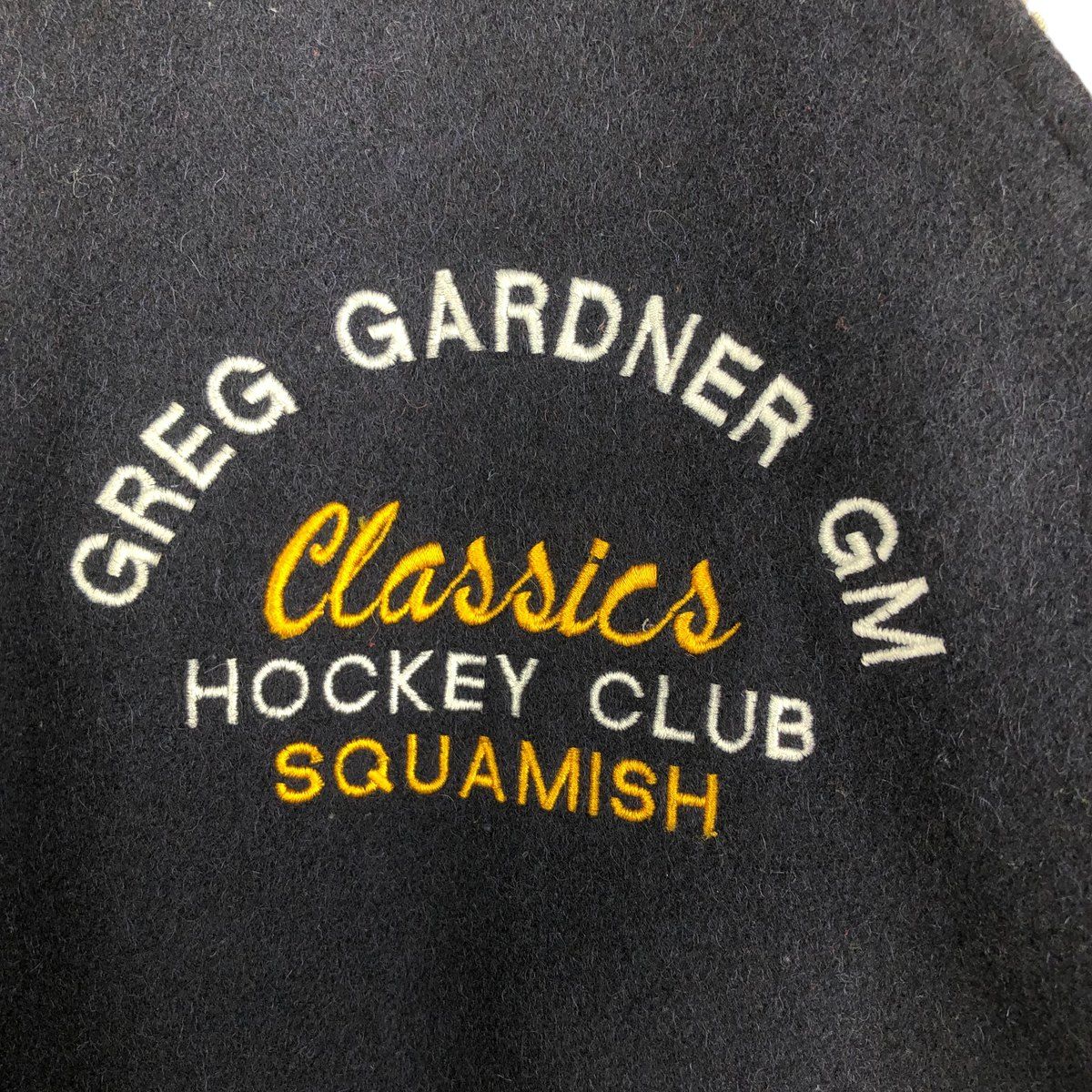 バーシティジャケット