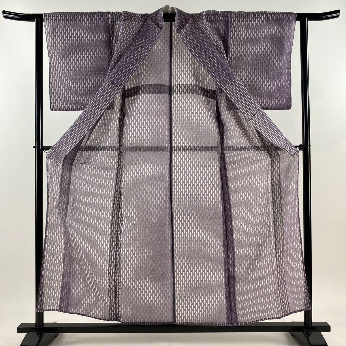 優れた 小紋 身丈157cm 裄丈62cm S 薄物 幾何学模様 紫 正絹 秀品 夏のセール開催中！