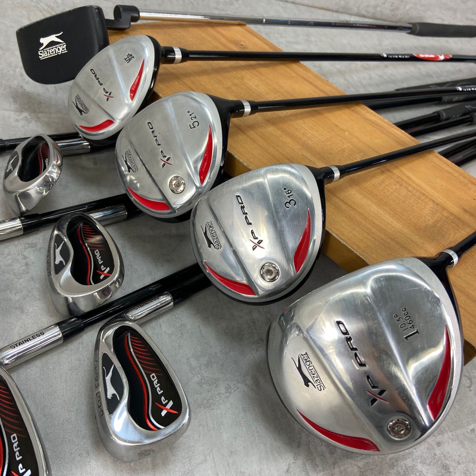 スラセンジャー　メンズゴルフ11本セット　カーボン　S　右利き用　キャディバッグ スラセンジャー メンズゴルフ11本セット カーボン S 右利き用