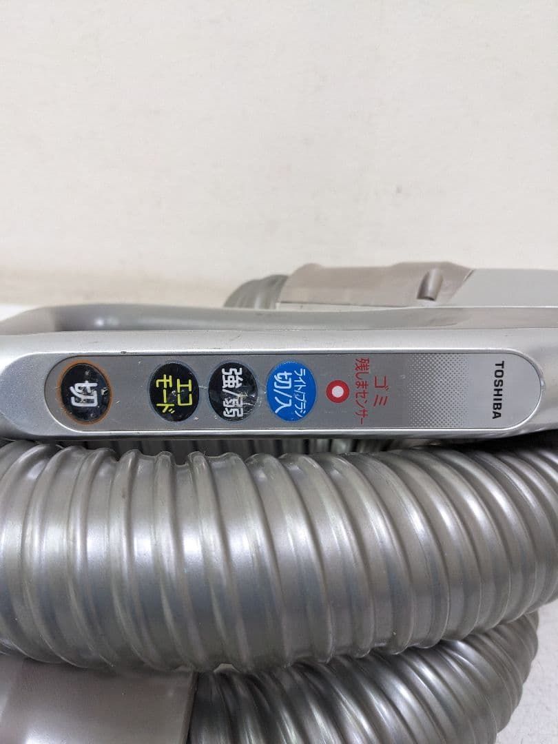 TOSHIBA 東芝 VC-CG510X-R サイクロン式掃除機 2010年製 - メルカリ