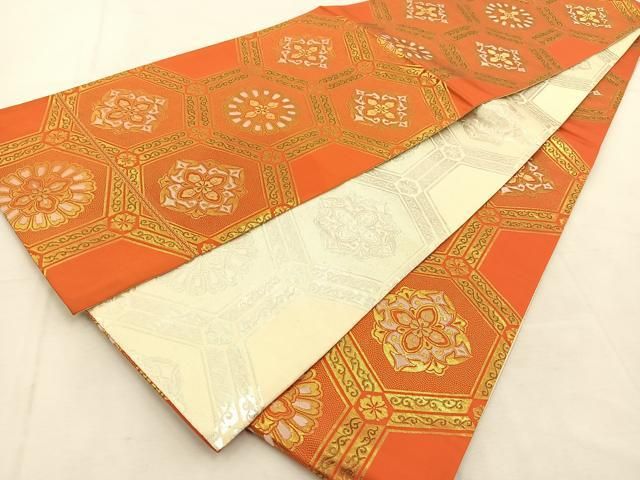 袋帯 扇にお華や蝶 亀甲 紗綾形の地模様 金糸 全通 正絹 仕立て糸T-2816 平和屋着物◎両面 全通柄袋帯 亀甲正倉院花文 金糸 正絹 逸品