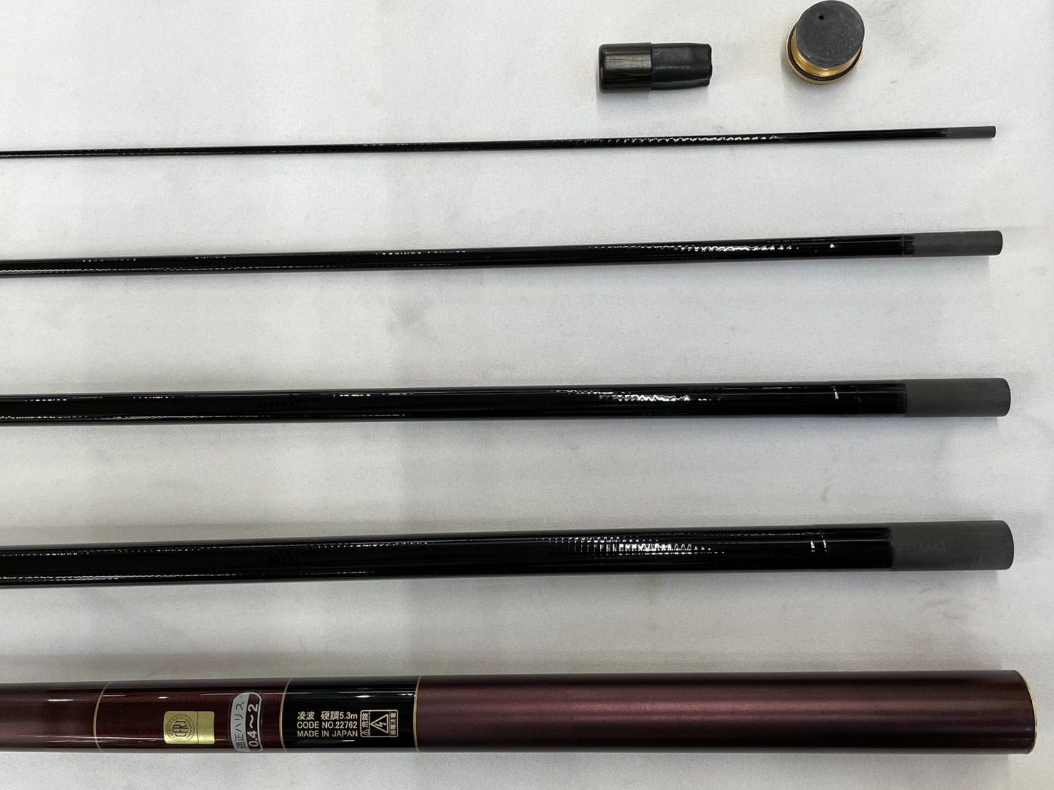 美品 ☆ がまかつ がまメバル 一波 硬調 5.3m