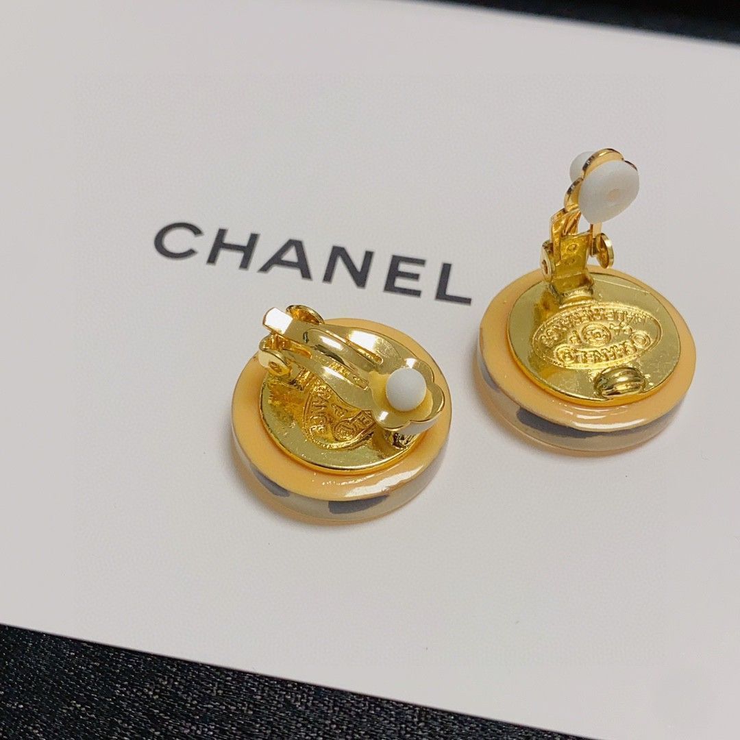 今日特価】CHANEL 小香風 非穿孔式イヤリング 香奈儿耳