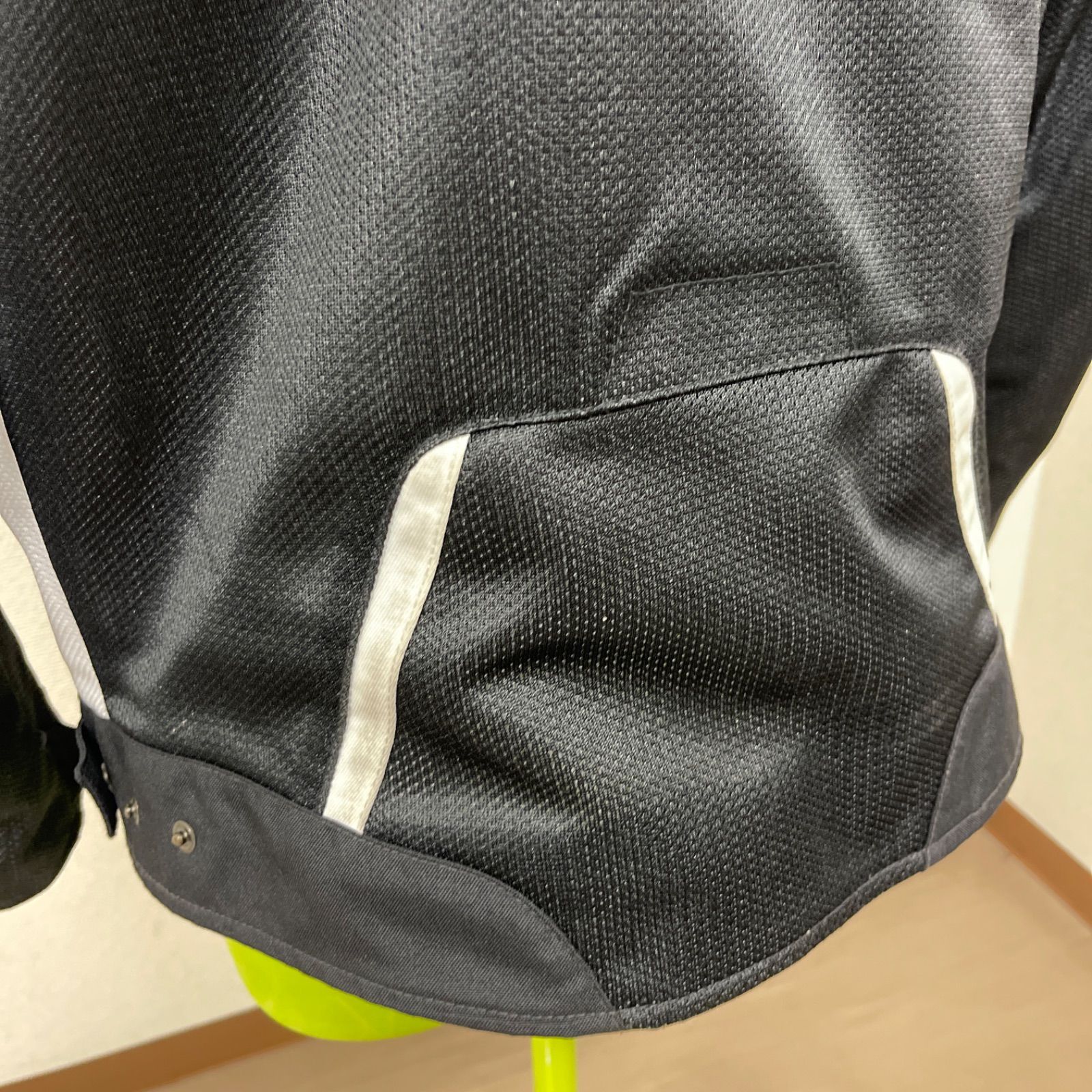 メッシュジャケット