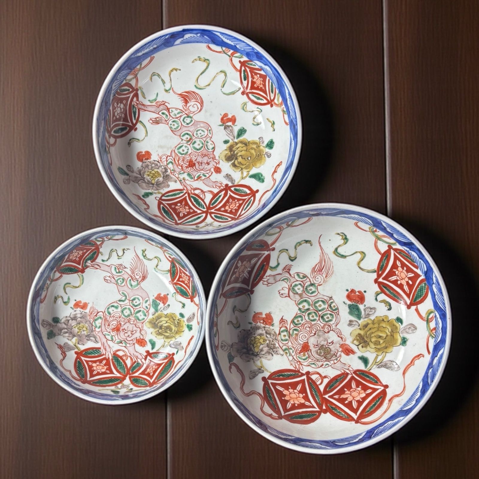 !! 3組鉢 伊万里 大鉢 獅子牡丹文 赤絵 色絵 鉢 丸皿 盛り皿 飾り皿 古伊万里 古美術 和食器 アンティーク